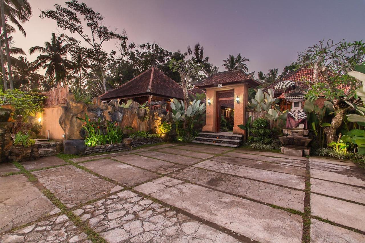 Green Zone Ubud Villas Esterno foto